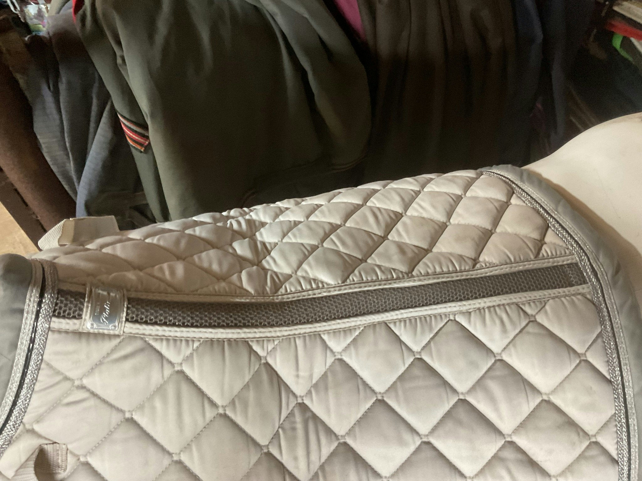 Rider by horse, platinum,schabrak,grått med bling, 16”