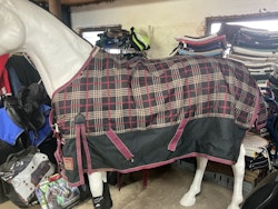Shires täcke,145 cm, ca 300 gr