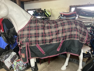 Shires täcke,145 cm, ca 300 gr
