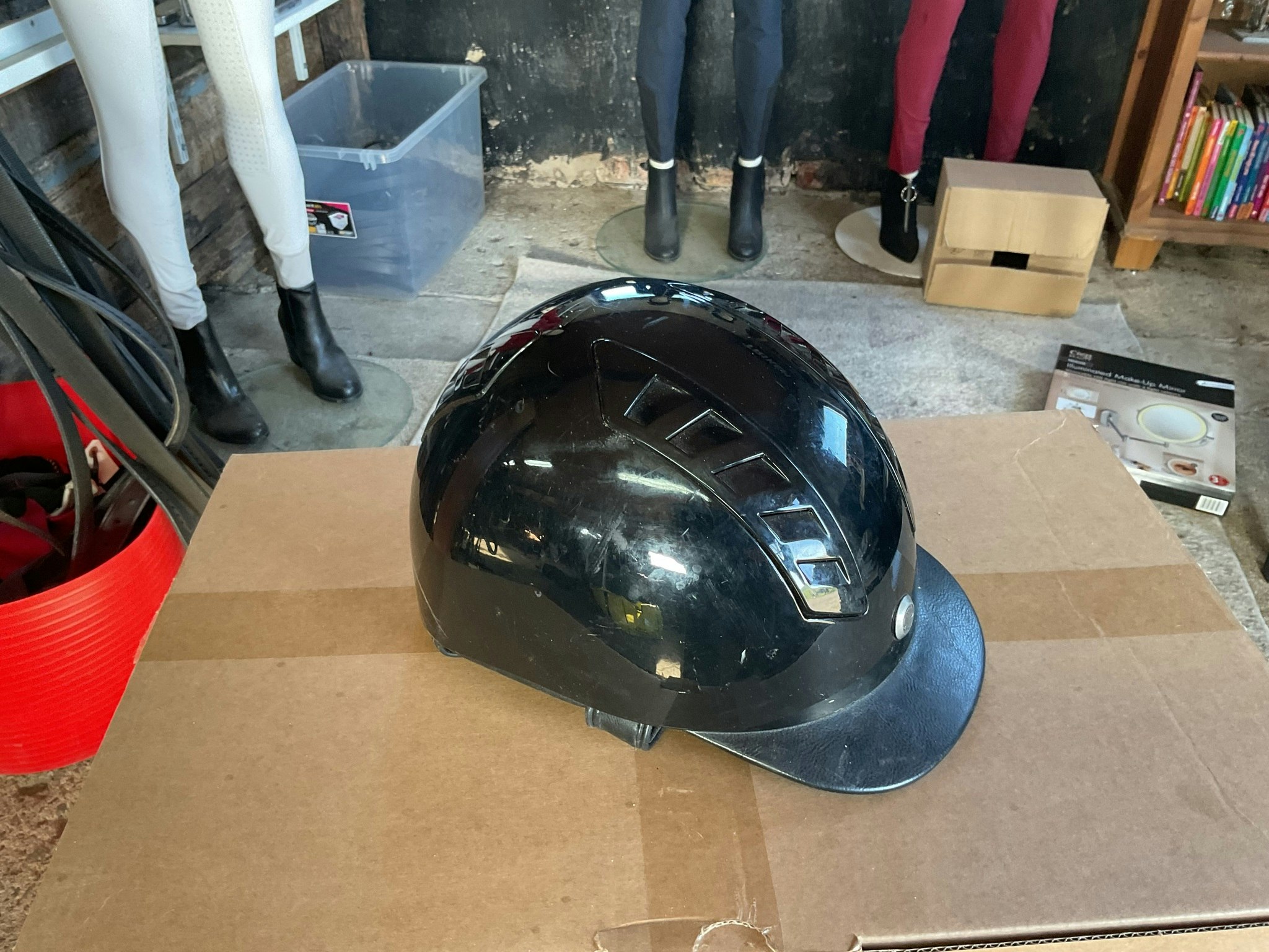 B2B ridhjälm, svart,mips,stl