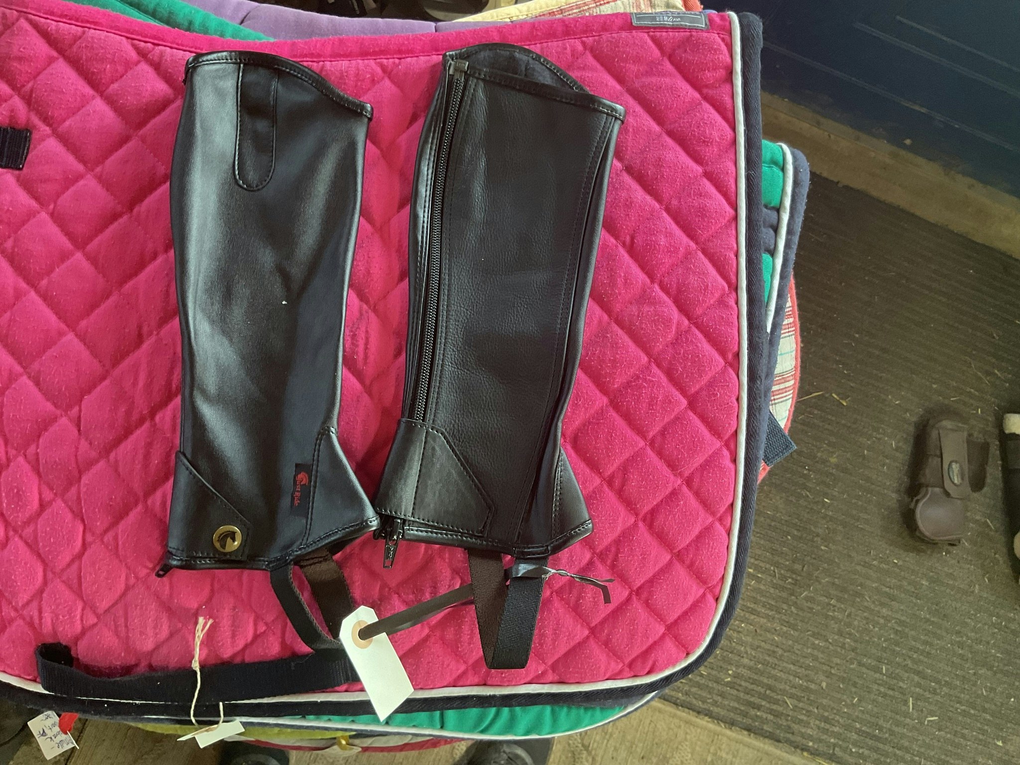 Just ride shortchaps,svarta,JM10,ca 30 cm
