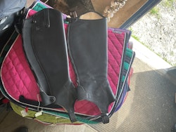 Horselife shortchaps, XL, svarta,nyskick