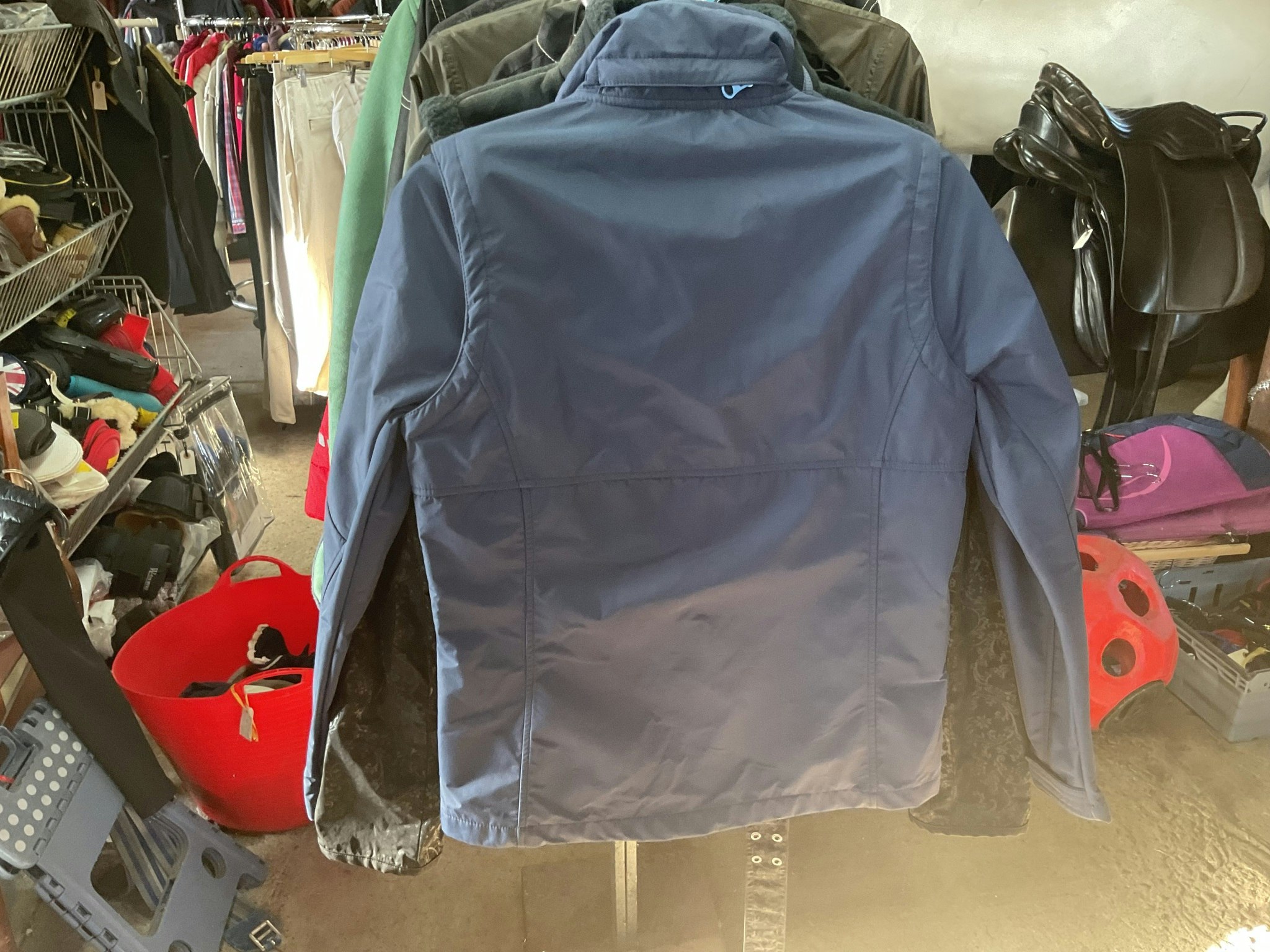 HKM jacka med avtagbara ärmar,blå, stl 164
