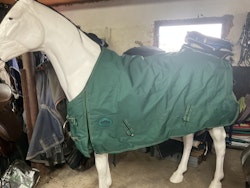 Riding house,vintertäcke,grönt,125 cm, ca 300 gr,nytt