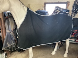 Fleecetäcke,svart,135 cm