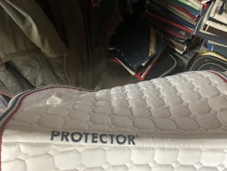 Protector schabrak,vitt,f,hopp