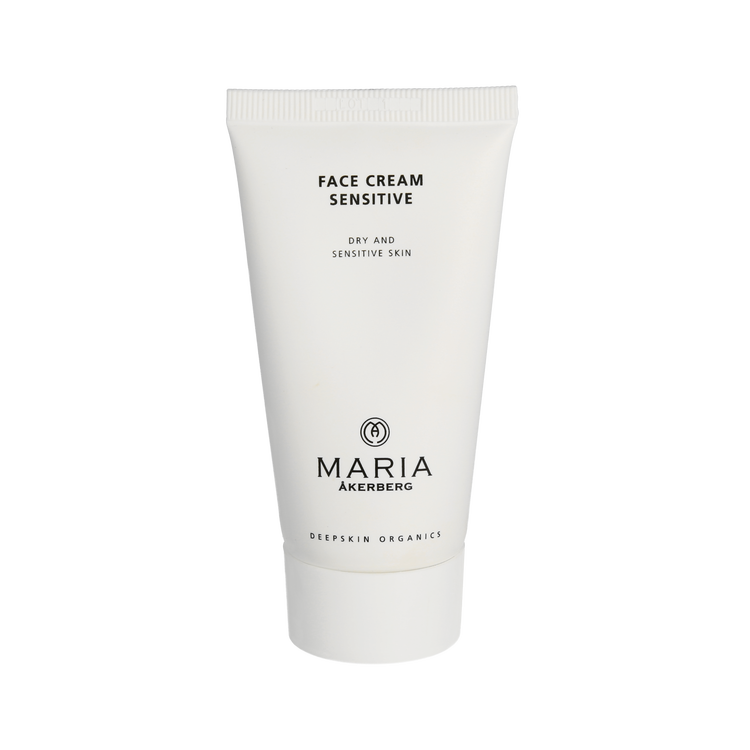 Maria Åkerbergs Face Cream Sensitive är en ansiktscreme för alla med känslig, torr, irriterad och reaktiv hud. Den vårdar, stärker och mjukgör med hjälp av sitt rika innehåll av Rapsolja, Sheasmör och