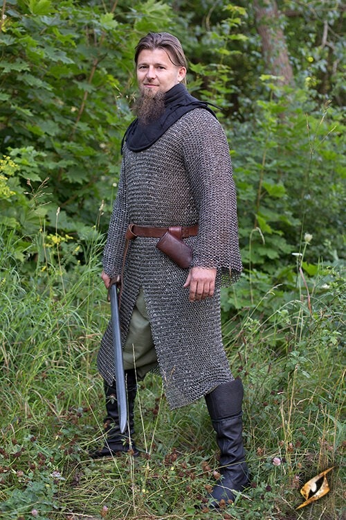 Chainmail - Long Sleeved - Riveted