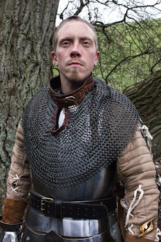 Chain Mantle - Steel