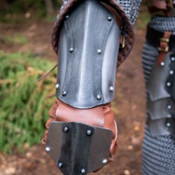 Dreki Armguards