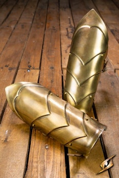 Illumine Bracer