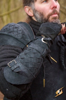 Ranger Bracers - Suede