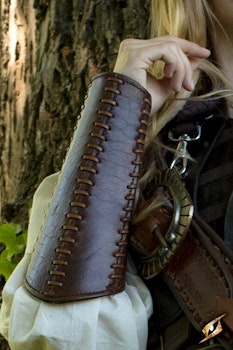 Bracers Squire