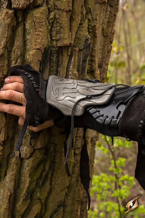 Bone Bracer