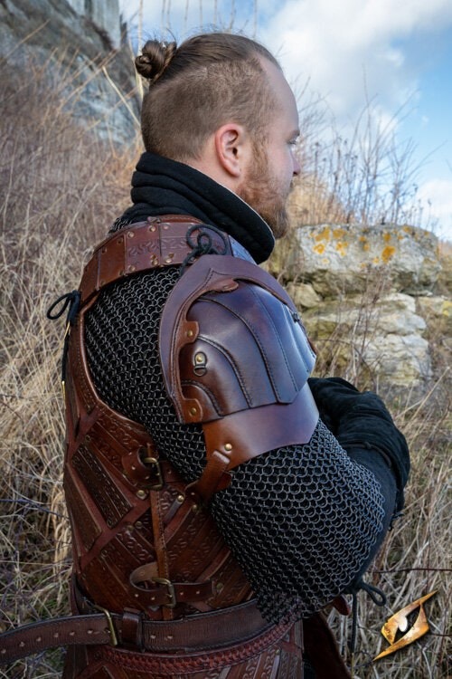 Woodsman Shoulder Set