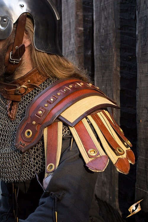 Roman Shoulder Armour - Brown