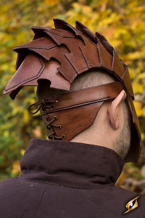 Assassin Helmet - Brun