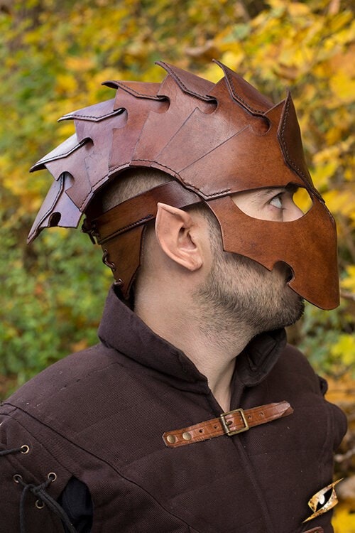 Assassin Helmet - Brun