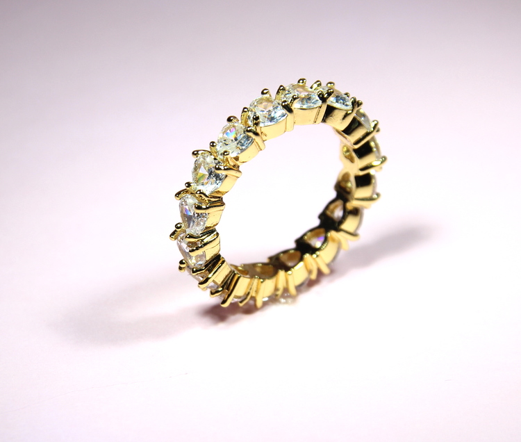 HEARTH ETERNITY GOLD RING