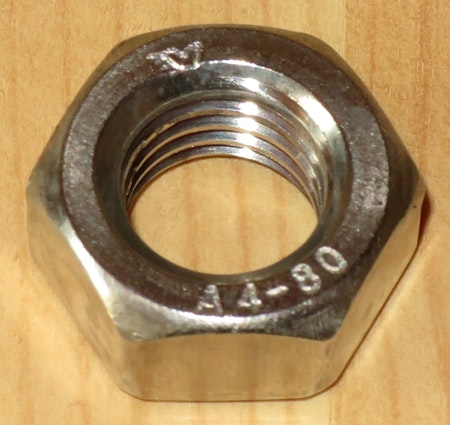 ROSTFRI MUTTER A4 M16