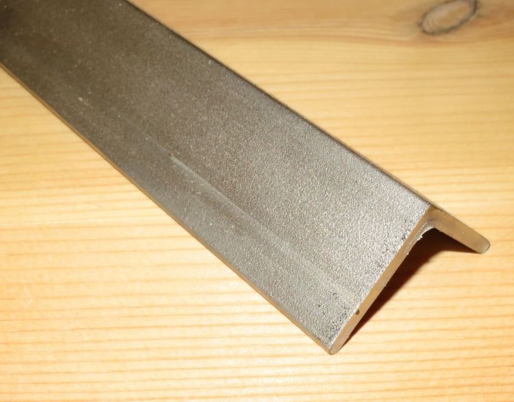 ROSTFRITT VINKELPROFIL 40x40x3mm EN1.4301 - SS2333
