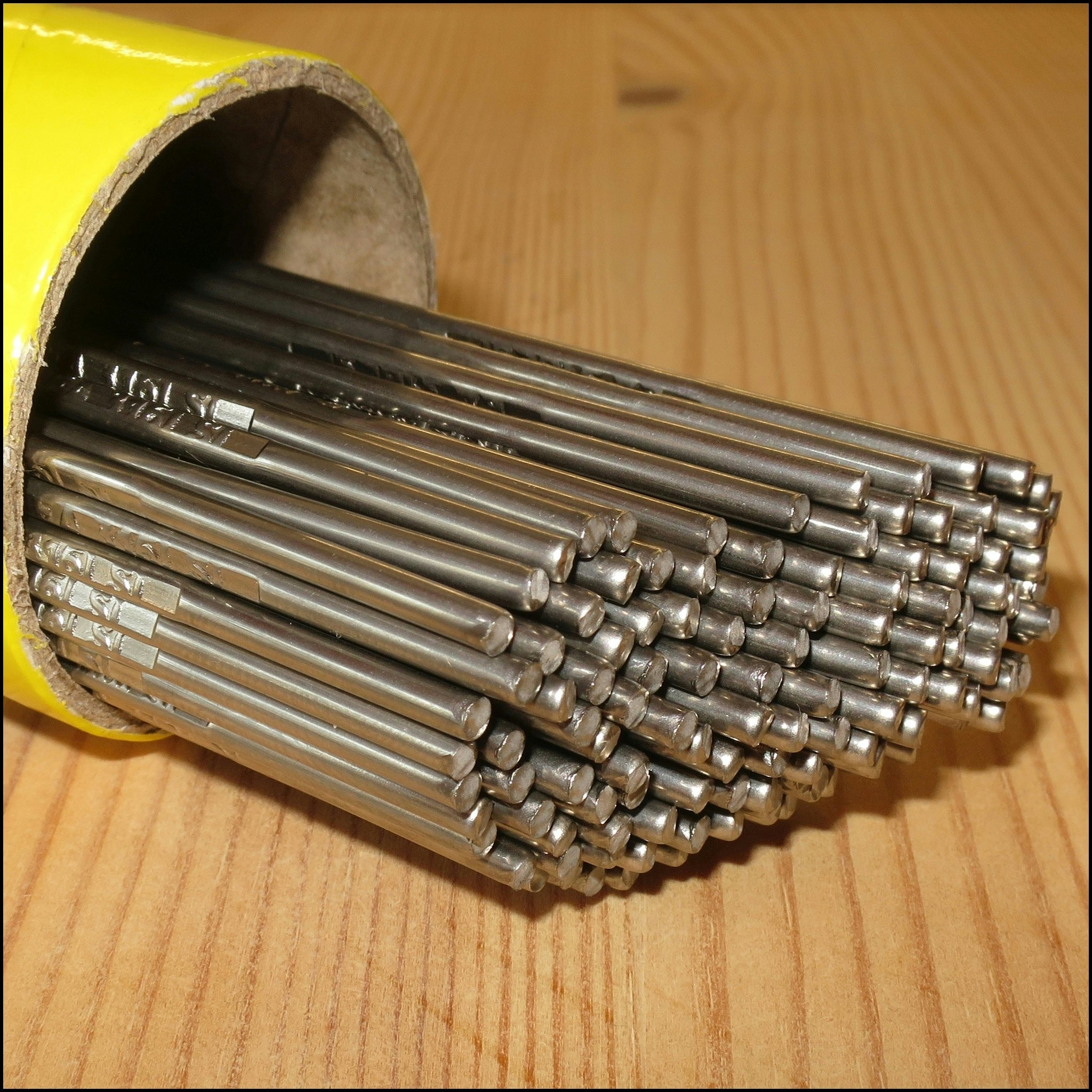 TIGTRÅD ROSTFRI ESAB OK TIGROD 316 LSI 2st
