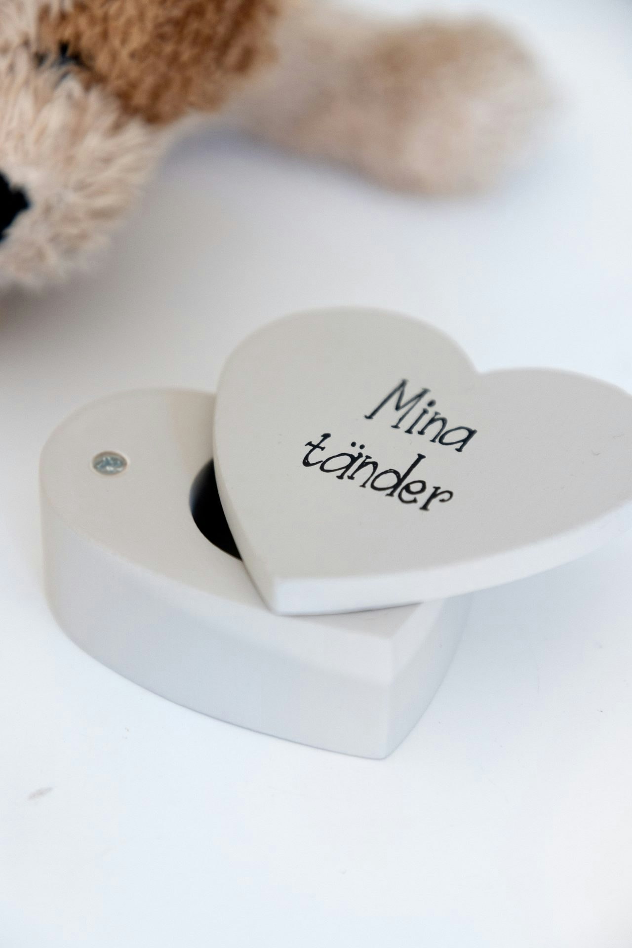 Trälåda för mjölktänder