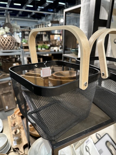 Shoppingkorg (Vit eller svart)