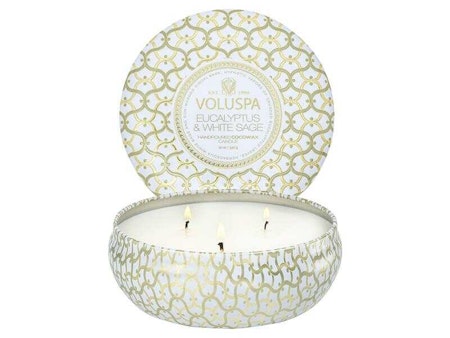 Voluspa 3-Wick Tin candle - EUCALYPTUS & WHITE SAGE