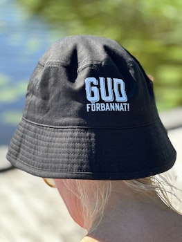 GUD Förbannat- Bucket hat-Svart