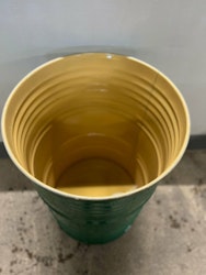 Stålfat med lock 200 liter