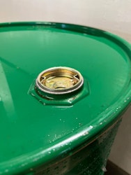 Stålfat med lock 200 liter