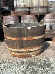 Halvt vinfat 150 liter med patina