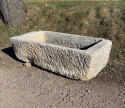 Stort kalkstenstråg 130x65cm