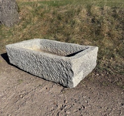 Stort kalkstenstråg 106x61cm