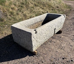 Stort kalkstenstråg 136x58cm