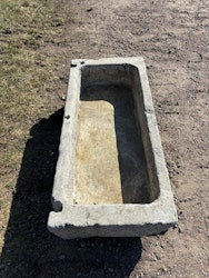 Stort kalkstenstråg 129x58cm