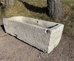 Stort kalkstenstråg 147x67cm