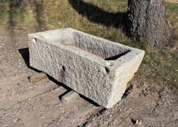 Stort kalkstenstråg 105x63cm