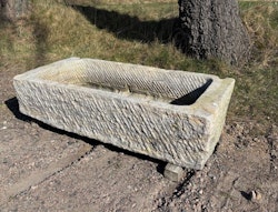 Stort kalkstenstråg 120x56cm