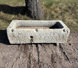 Stort kalkstenstråg 138x66cm