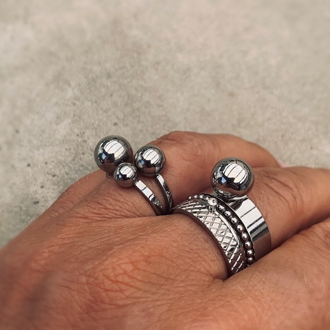 BUD TO ROSE | Ring | Brea Steel