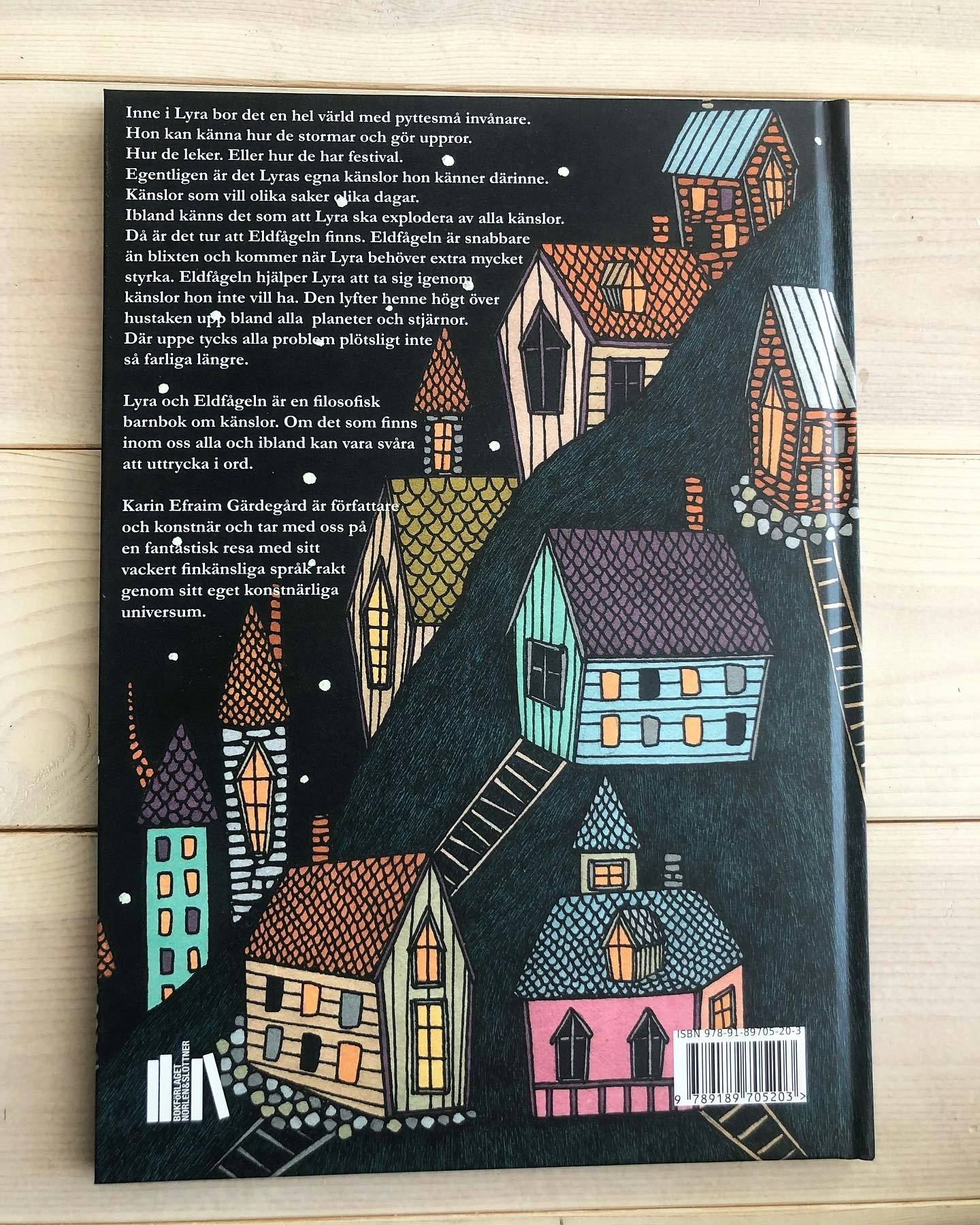 LYRA OCH ELDFÅGELN