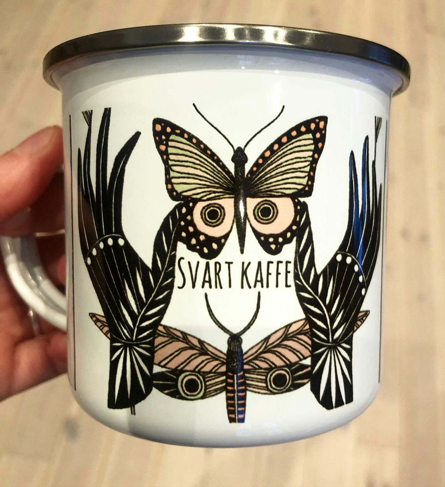 Svart kaffe (händer)