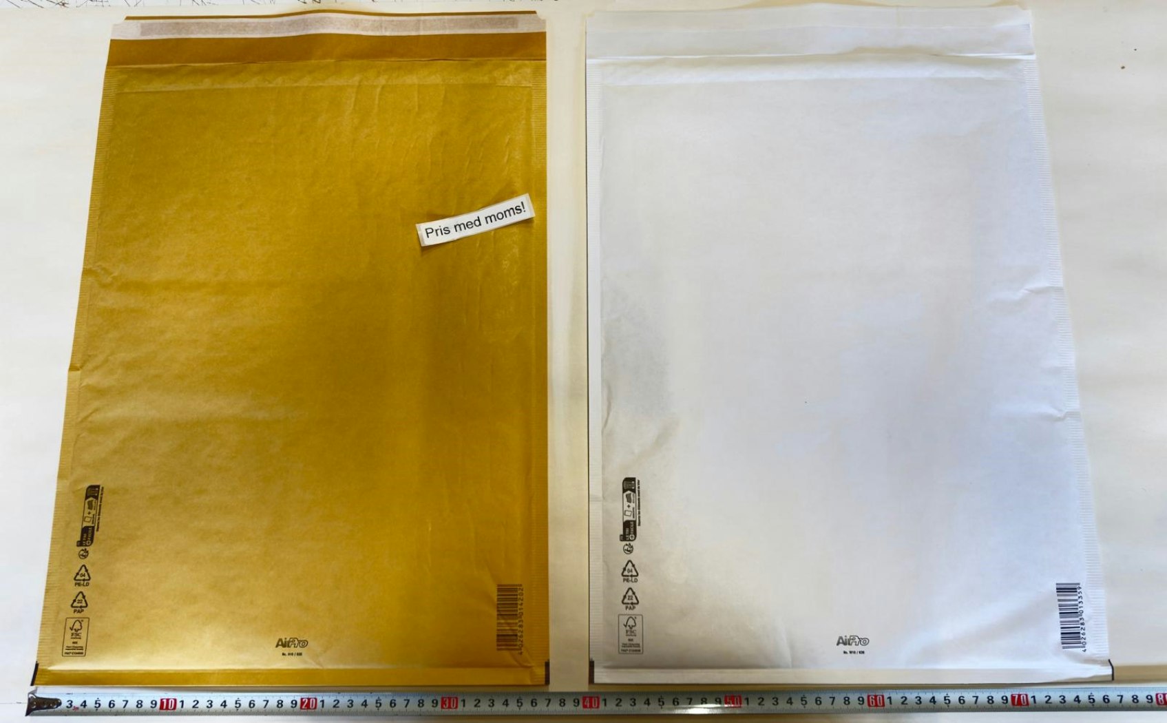 Bubble mailers size K 35x47cm