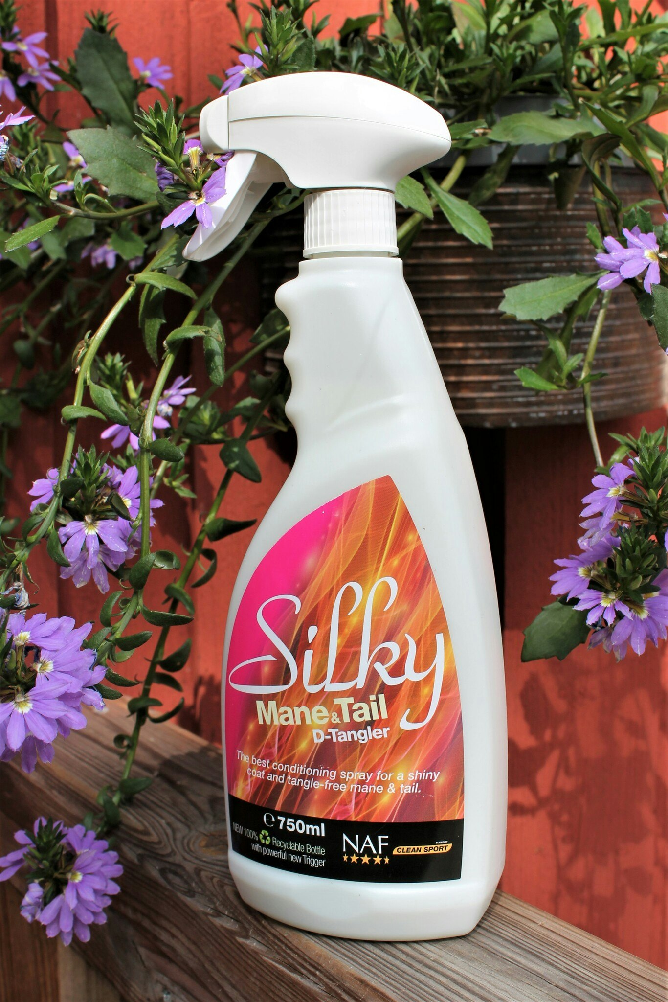 NAF Silky man & svans spray 750 ml