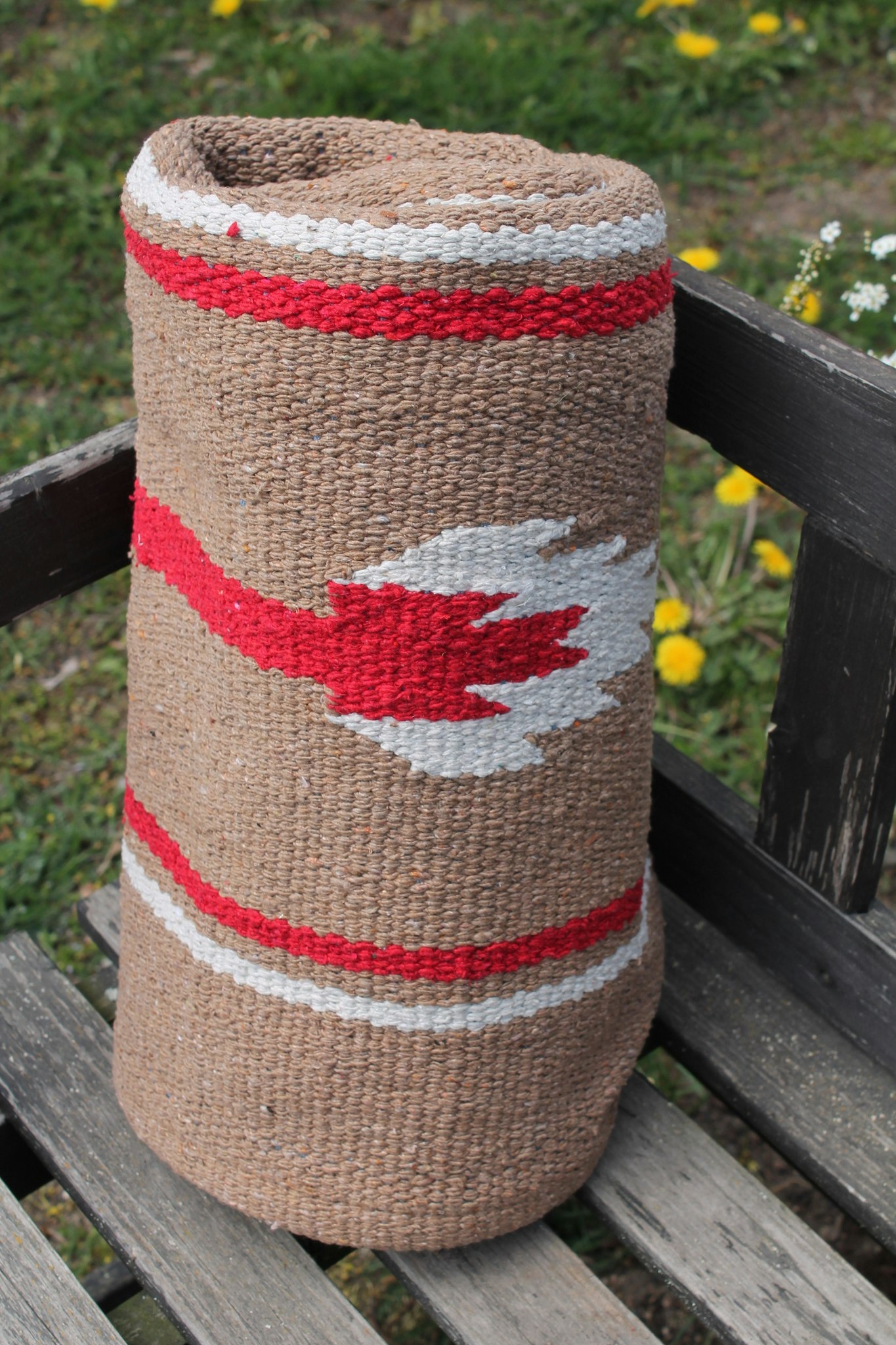 Weaver double weave acrylic saddle blanket tan/red/cream