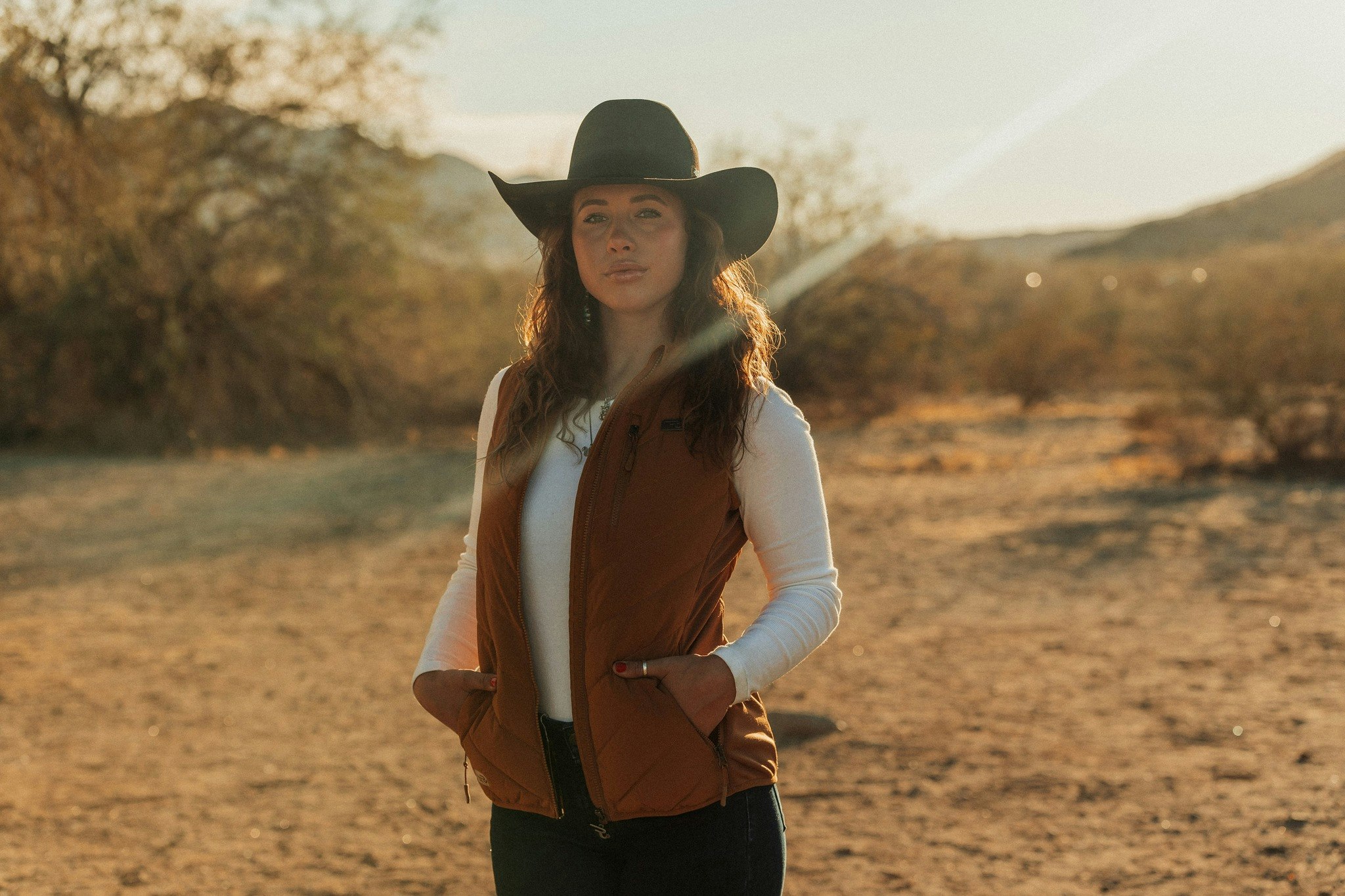 Ranch Girls Hooded Hybrid Vest Ava Cinnamon