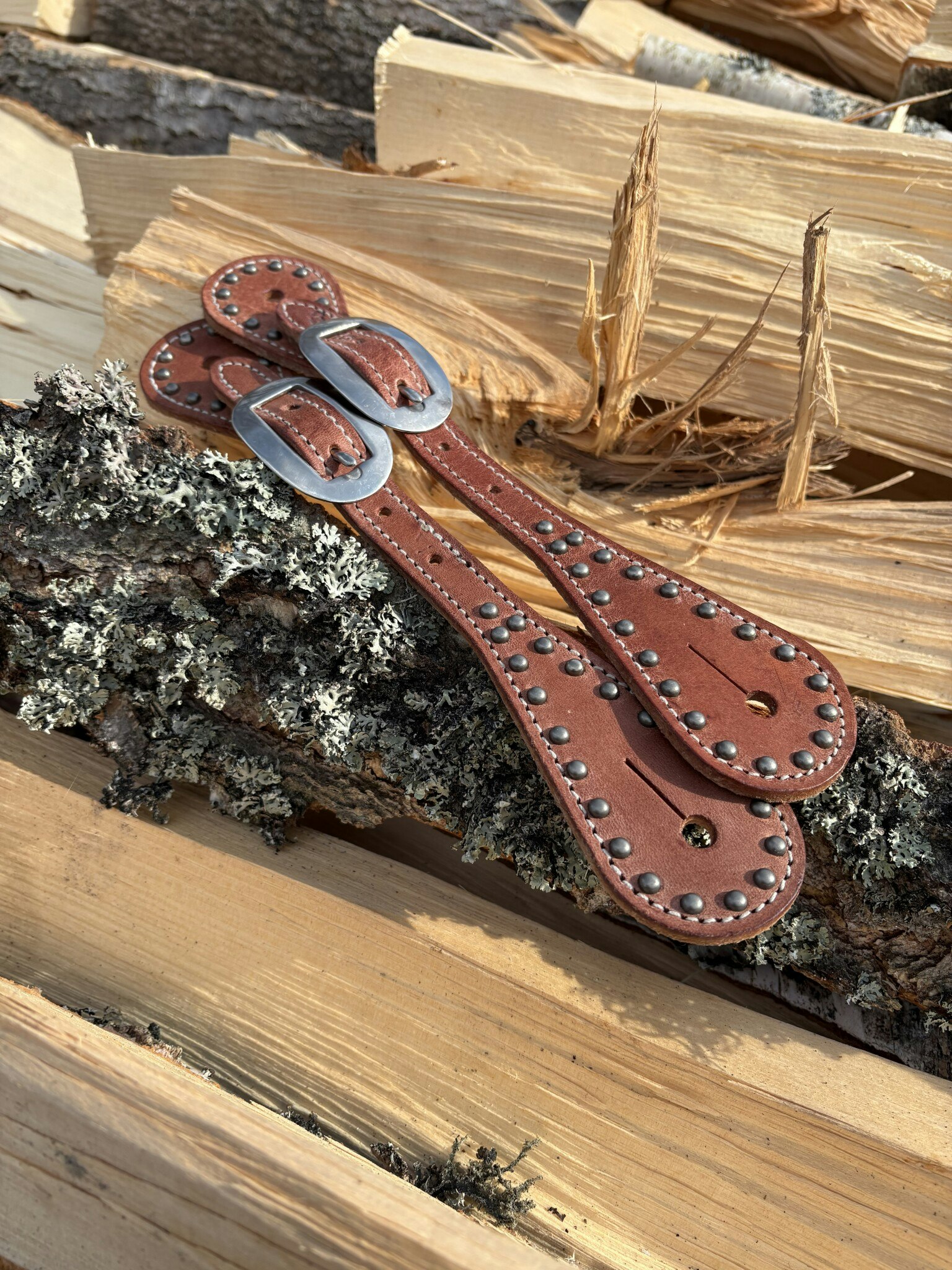 Weaver Youth Harness Leather Spur Straps with Spots Russet