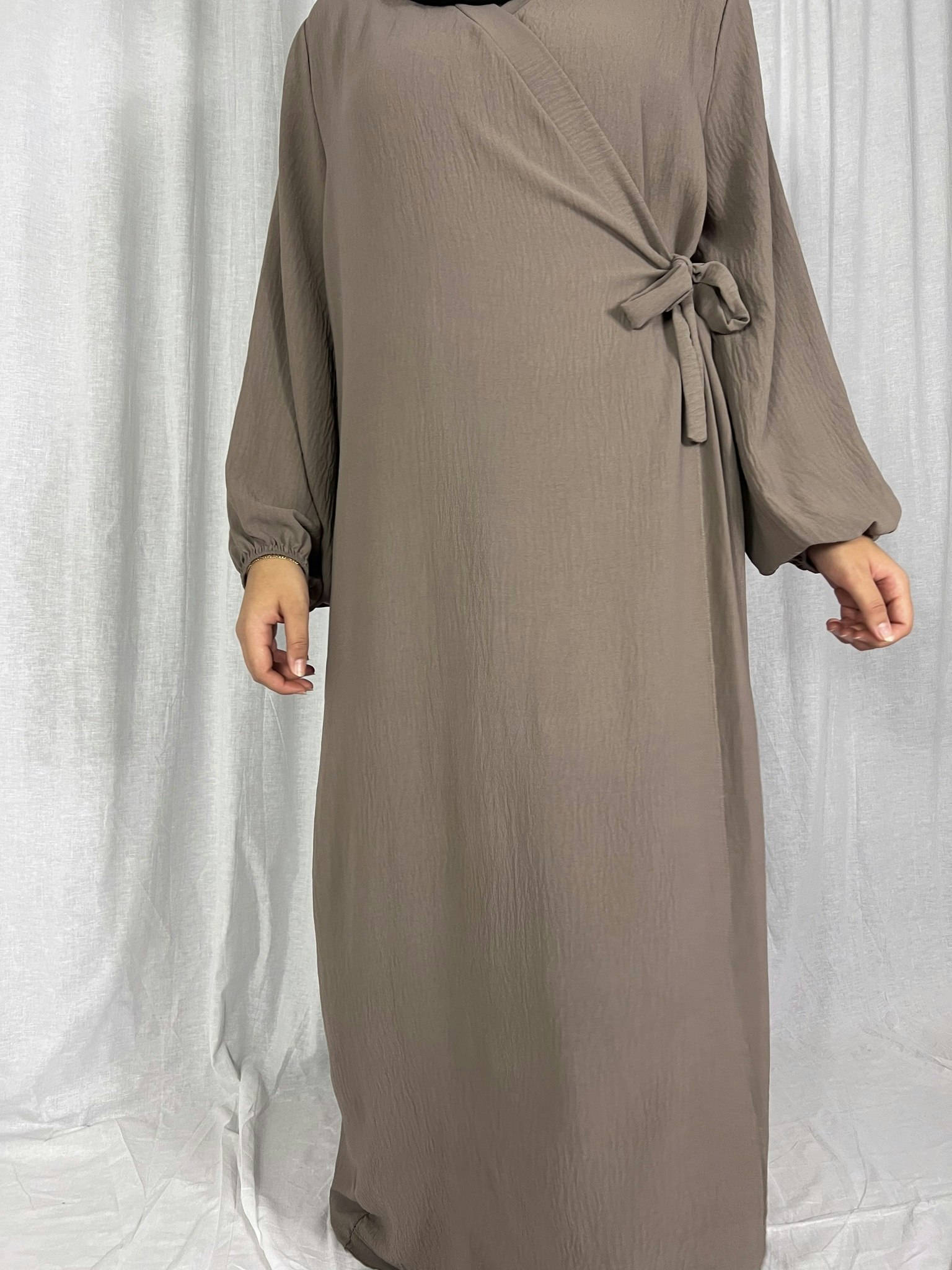 Side wrap abaya taupe